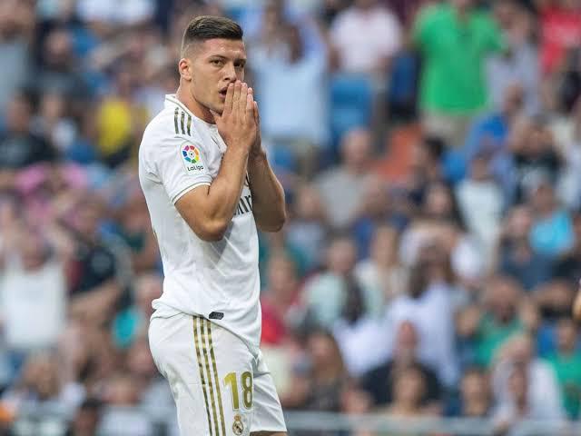Será compañero de ex Real Madrid y jugará Champions: así es la nueva casa de Arriaga