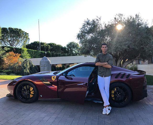 ¡Muestran el garaje completo! Así es la impresionante colección de autos de Cristiano Ronaldo: Los tiene todos
