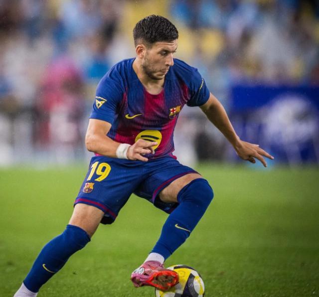 Alineación del Barcelona para golear al Olympiacos en la Champions: ¡la sorpresa de Hansi Flick en punta!