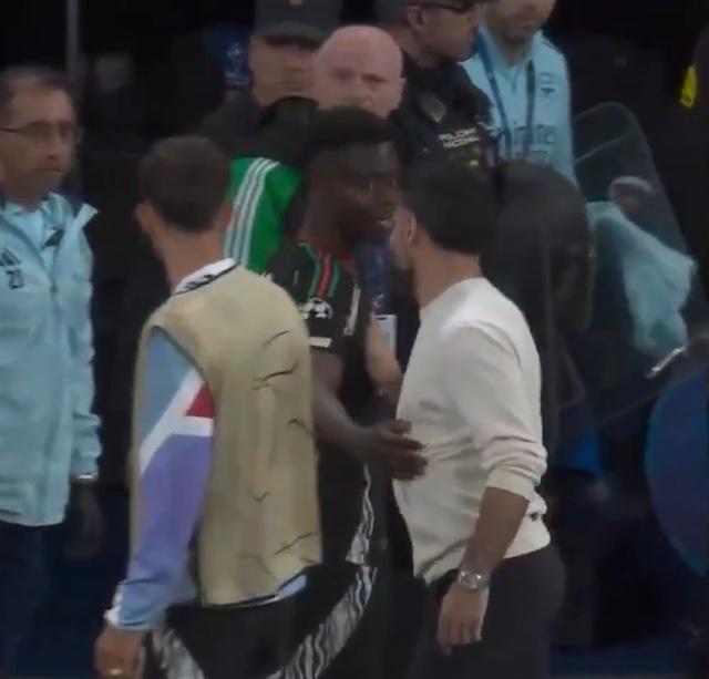 Saka les celebró en la cara, burla contra Bellingham y la polémica que Real Madrid nunca olvidará en Champions