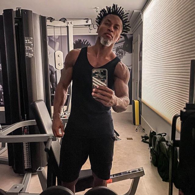 Jugó para Bayern Múnich y Real Madrid y así luce a sus 49 años: asegura que es más fuerte que Cristiano Ronaldo