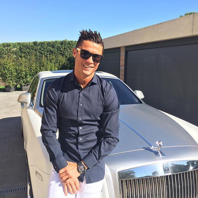 ¡Muestran el garaje completo! Así es la impresionante colección de autos de Cristiano Ronaldo: Los tiene todos