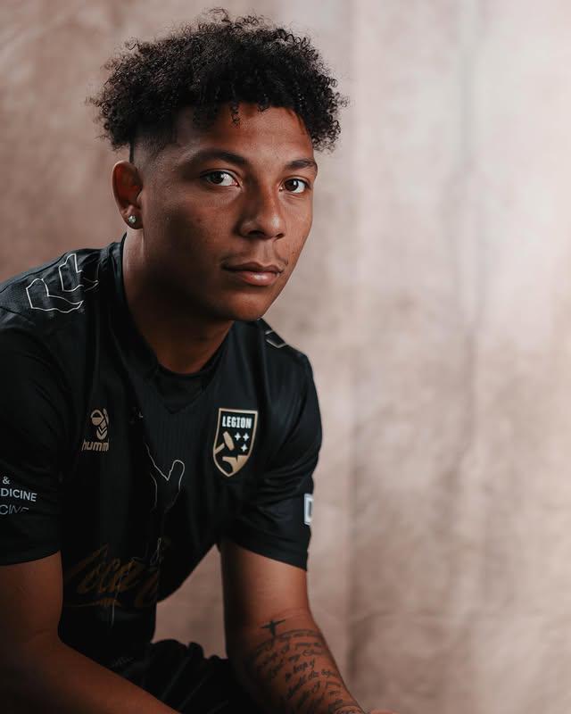 Jugó para Wolfsburgo, Honduras lo buscó y otra nación de Concacaf lo quiere rumbo al Mundial 2030 ¿Qué pasó con él?