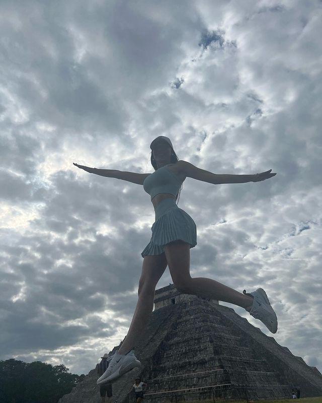 Es preciosa: La hermosa modelo hondureña que se adueñó del corazón del “Choco” Lozano, delantero del Cádiz de España