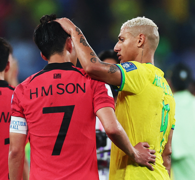 El gesto de Brasil tras eliminar a Corea del Sur y Son se despide llorando; el padre de Neymar con espectacular modelo