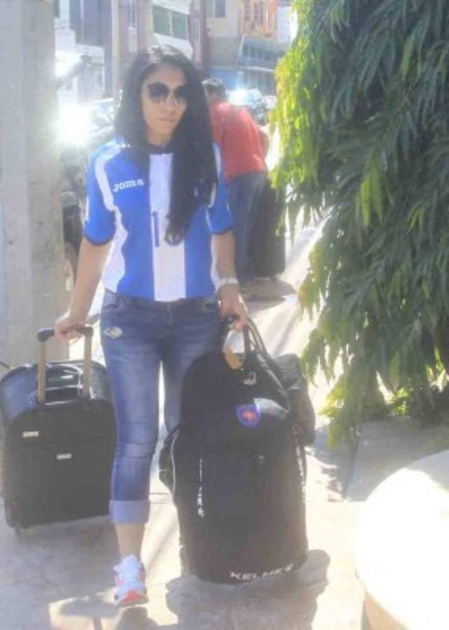 FOTOS: La belleza de Honduras no dejó sola a la Selección Nacional
