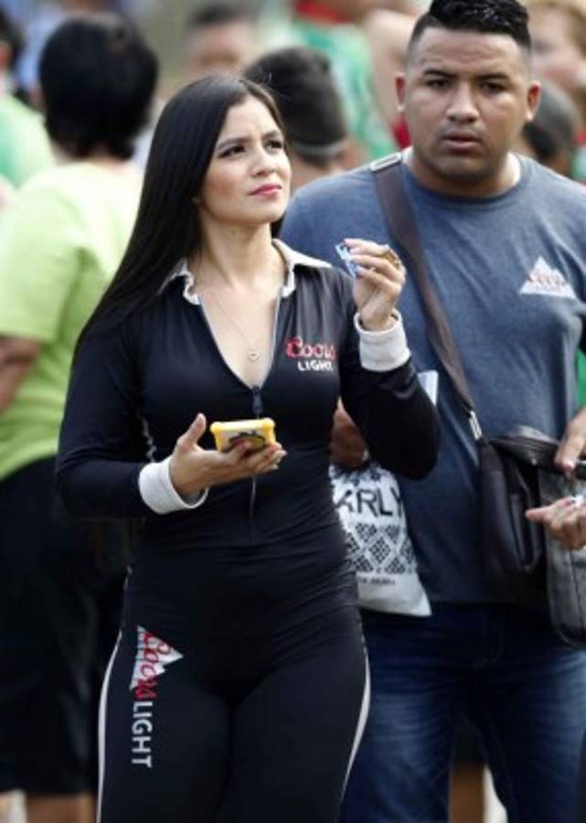 El clásico sampedrano se llena de niñas lindas en el Yankel Rosenthal