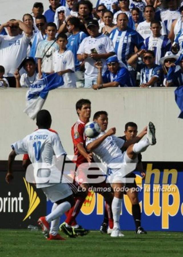 El imperdible álbum de fotos del Honduras-Canadá