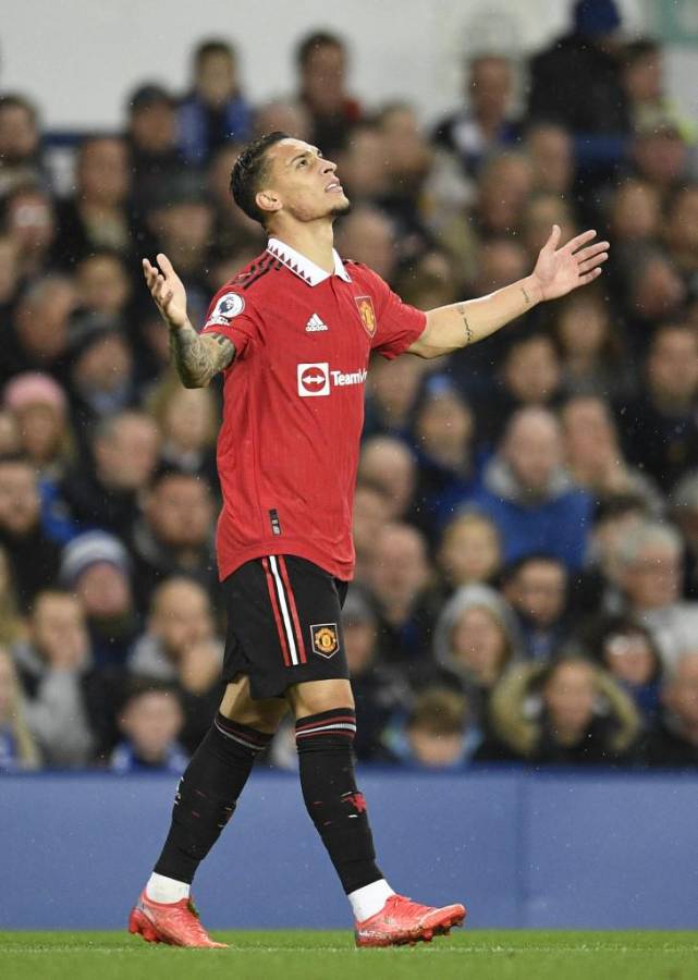 ¡No está acabado! La nueva celebración de Cristiano Ronaldo luego de marcar con el Manchester United su gol 700