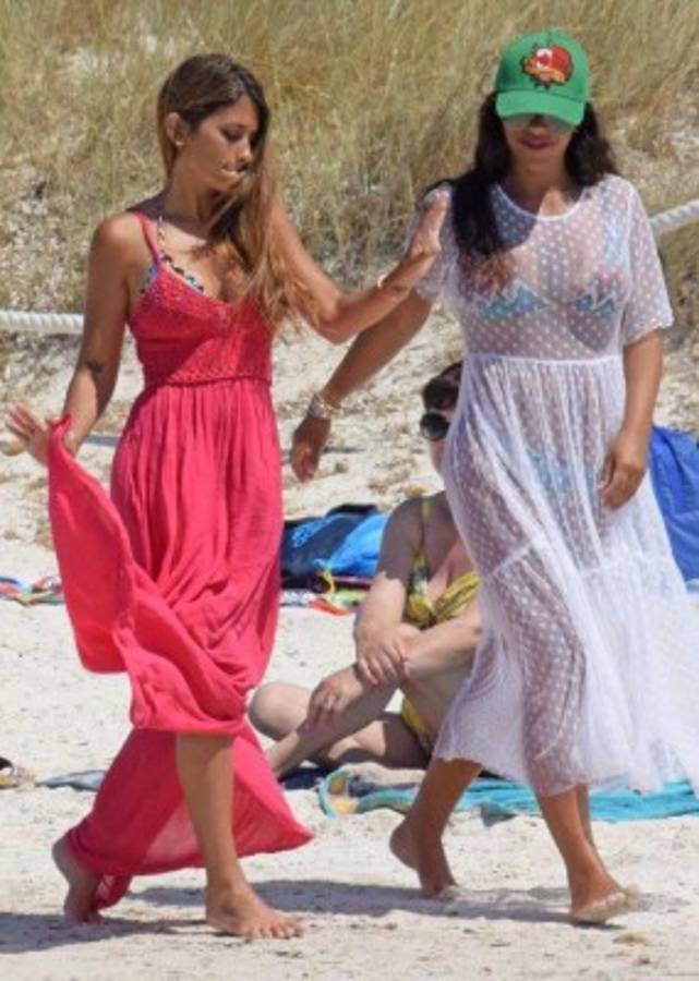 ¡De infarto! Las otras fotos que dejaron las vacaciones de Antonella Rocuzzo y Messi
