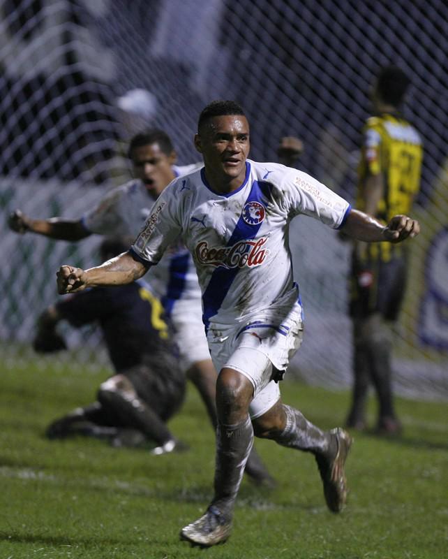 Danilo Tosello sigue siendo el rey: Los goleadores en grandes finales de la Liga Nacional ¿Y Jerry Bengtson?