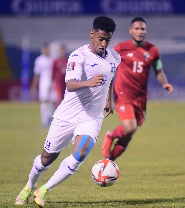 La definición ha sido uno de los tantos problemas de Honduras: Los delanteros que han utilizado Coito y Bolillo en este proceso