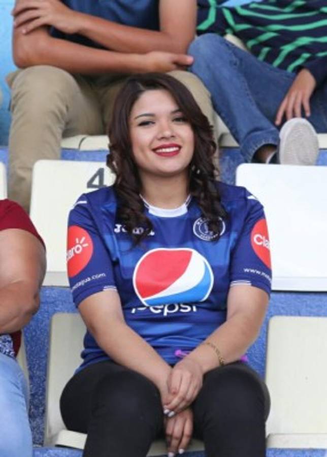 ¿Quién es la de pelo rojo? Ellas son las chicas que embellecieron la jornada 9