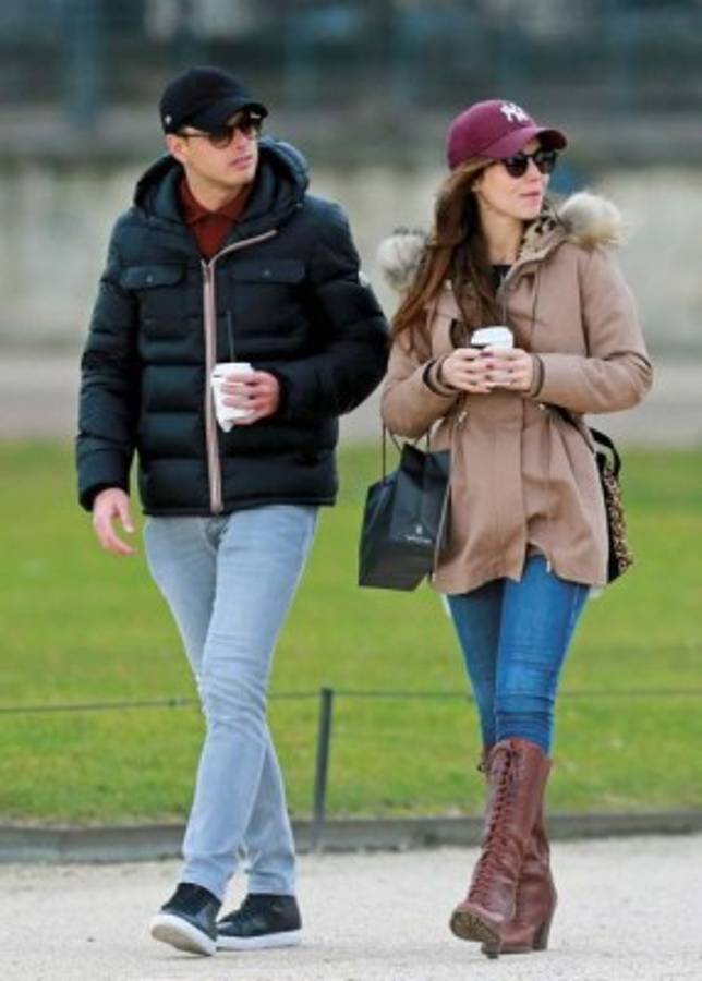 Chica de 'Chicharito' es vista con reconocido arquitecto mexicano