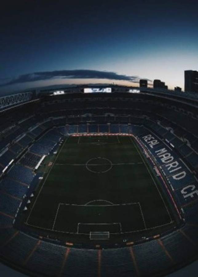 Imponente ambiente de Champions en las calles de España previo al Madrid-Bayern