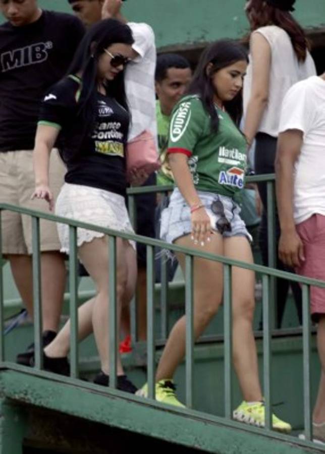 El clásico sampedrano se llena de niñas lindas en el Yankel Rosenthal