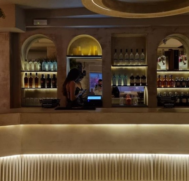 Así es ‘La Traviesa’, la discoteca donde Piqué se veía con su supuesta amante en Barcelona; Shakira lo sospechaba