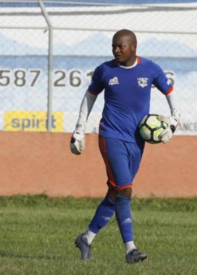 Mercado: Olimpia firma un delantero, Motagua suma otra baja y dos legionarios presentados