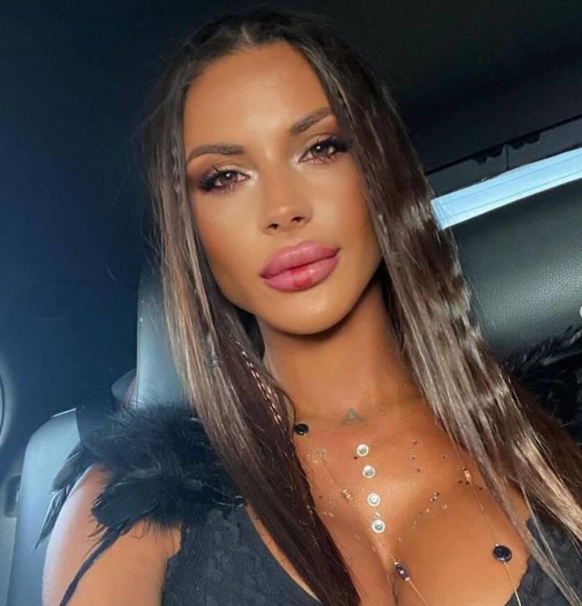 FOTOS: Así es Alba, la exuberante prima de ex jugador del Real Madrid que causa revuelo en España