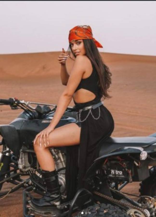 Así es Marta Díaz, la sensual youtuber 'rechazada' por un crack que prefiere el PlayStation 5