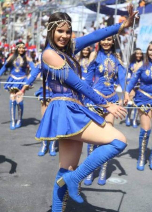 ¡Preciosas! Las 15 palillonas más bellas de los desfiles patrios en Honduras