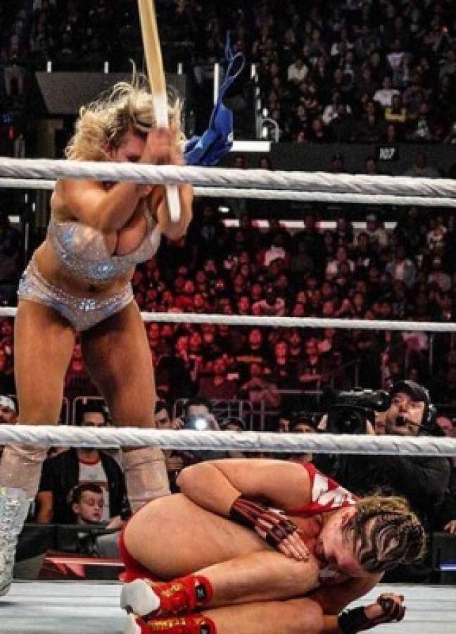 Ronda Rousey muestra sus impactantes lesiones tras la paliza en la WWE