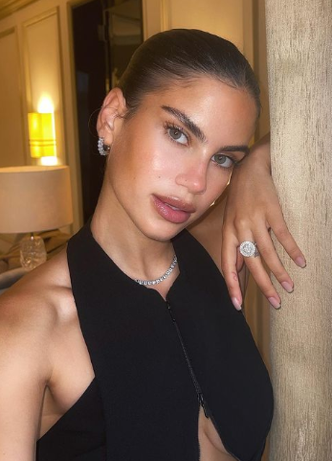 Las novias de Neymar y Hakimi son unas muñecas: así son las parejas de los cracks del PSG y Bayern Múnich que agitan las redes