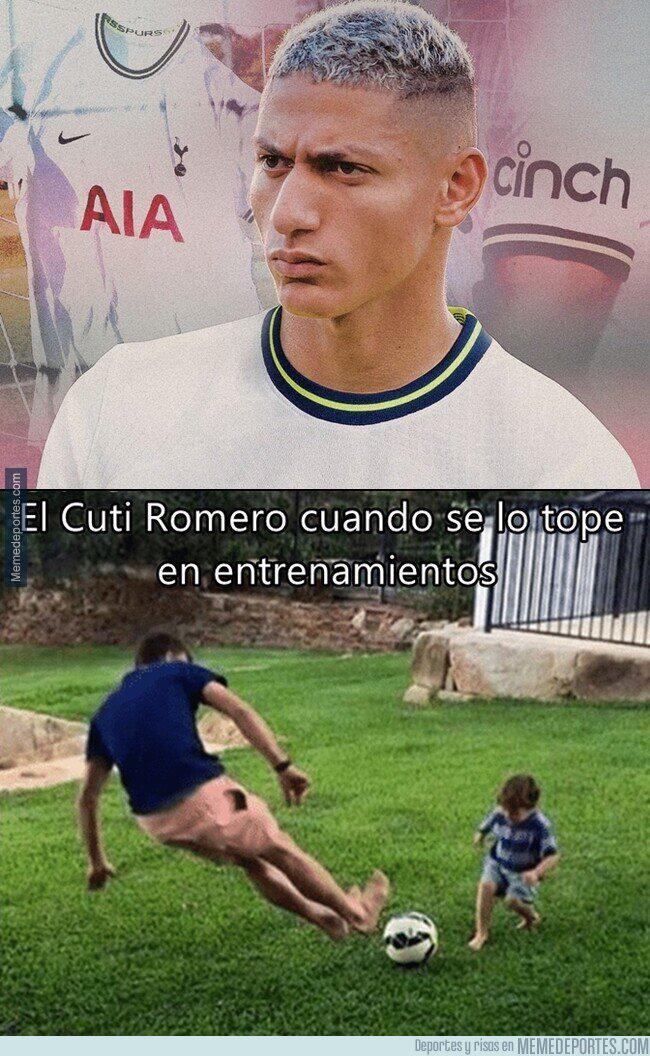 El mercado de fichajes y los crueles memes donde destrozan a Dembelé, Cristiano Ronaldo y a Neymar