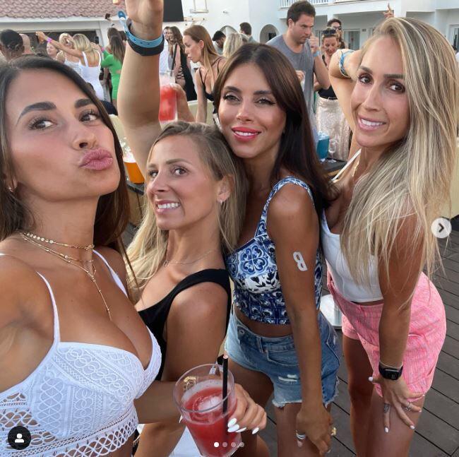 Así van las vacaciones de los futbolistas y sus mujeres: Wanda Nara y Georgina Rodríguez arrasan y las fiestas de Messi