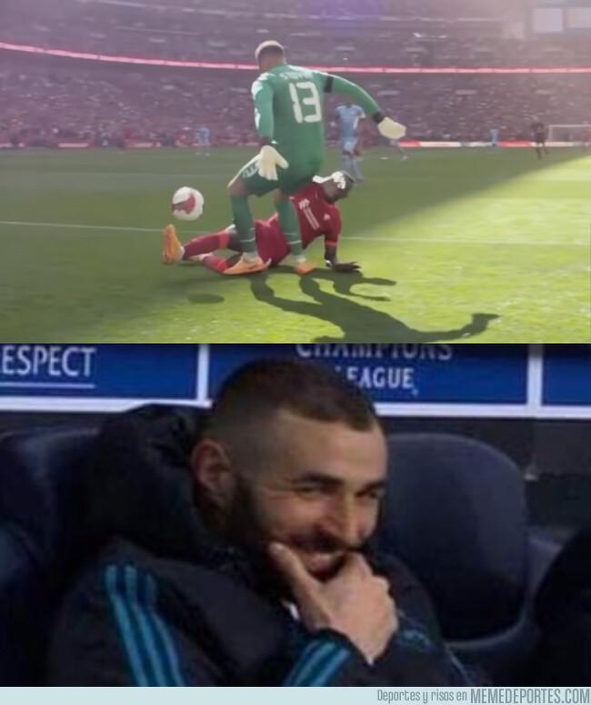 Barcelona, el árbitro y Benzema son protagonistas: Los jocosos memes que dejó la remontada del Real Madrid al Sevilla
