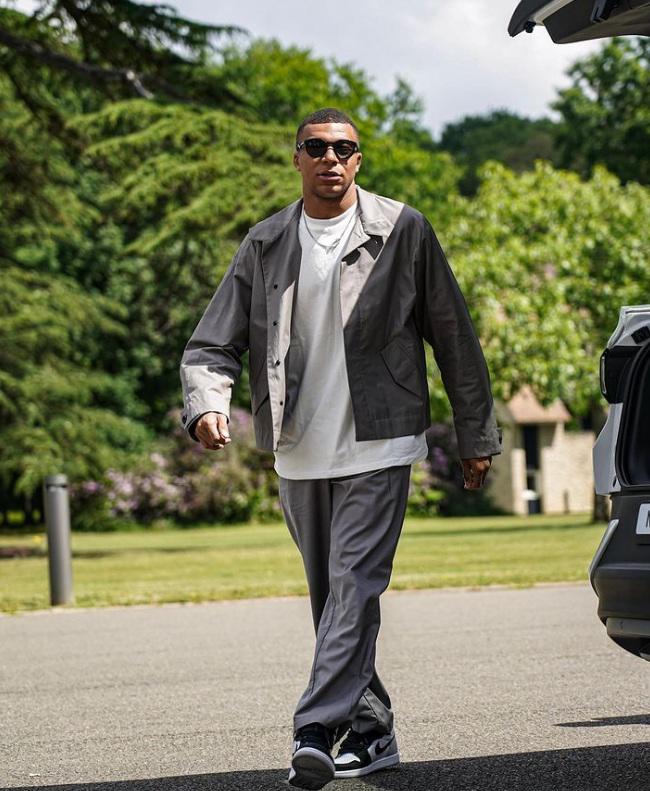 ¿Nueva relación? Destapan romance de Kylian Mbappé con una supermodelo de Victoria’s Secret: Las fotos que lo confirman