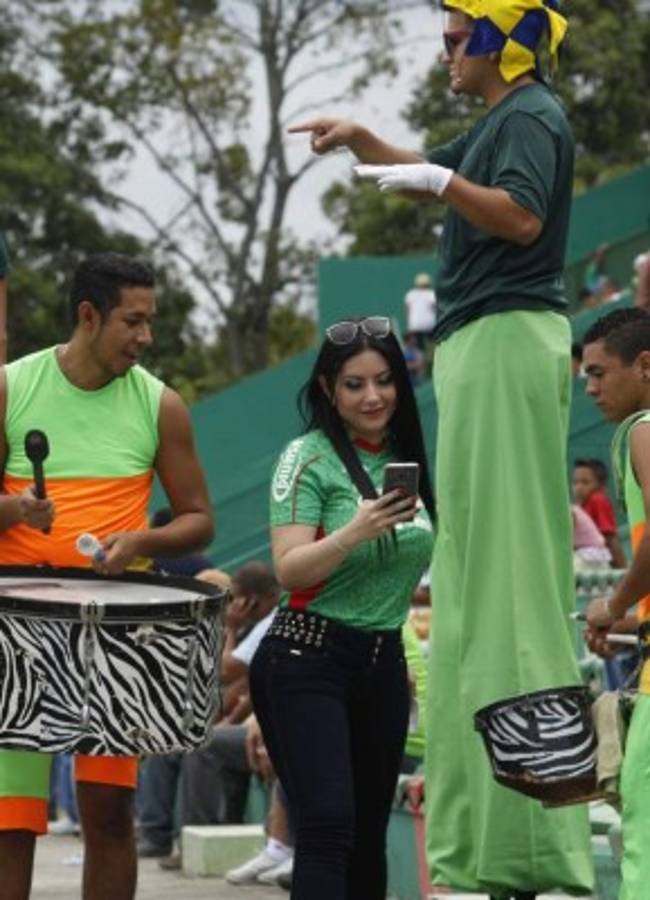 Las chicas más bellas del clásico entre Marathón y Real España