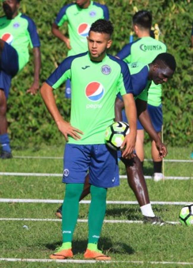 FICHAJES: Un grande pregunta por Henry, Juticalpa ficha DT y Wilson se tambalea