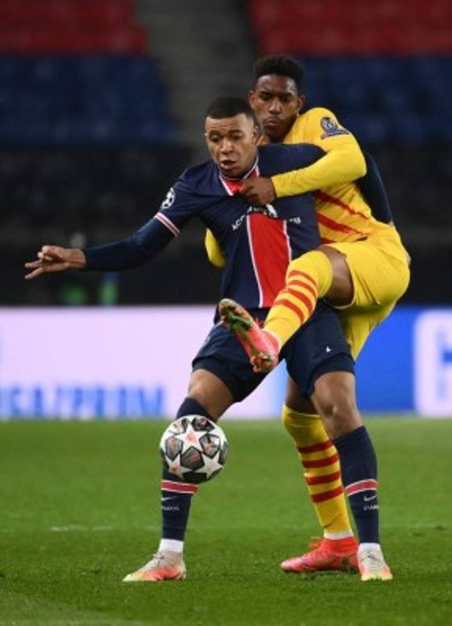 Di María consoló a un devastado Messi; Mbappé sorprendió al final y la imagen viral de Keylor Navas