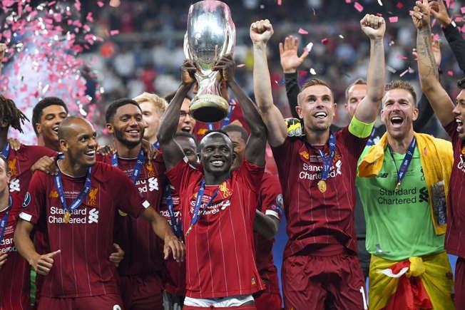 La deslumbrante forma que Sadio Mané gasta la fortuna que gana en Arabia ¿De cuánto es su salario?