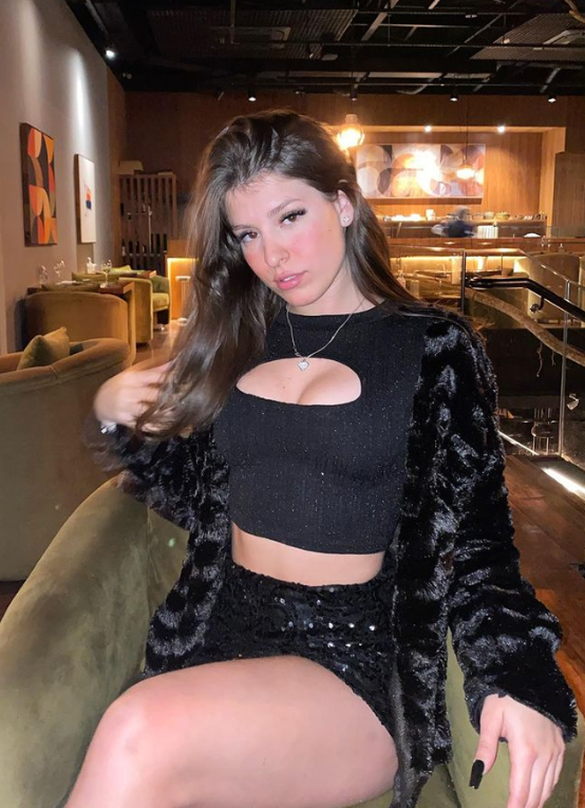 Explosiva modelo brasileña destapa su conversación privada con Neymar: ‘‘Ven a ver de cerca’’