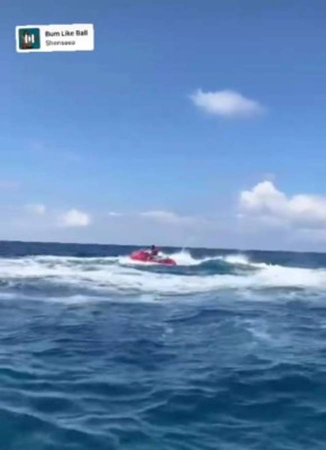 ¡Sol, playa y arena! Así disfrutó Romell Quioto el día en el que hondureños acudieron a las urnas