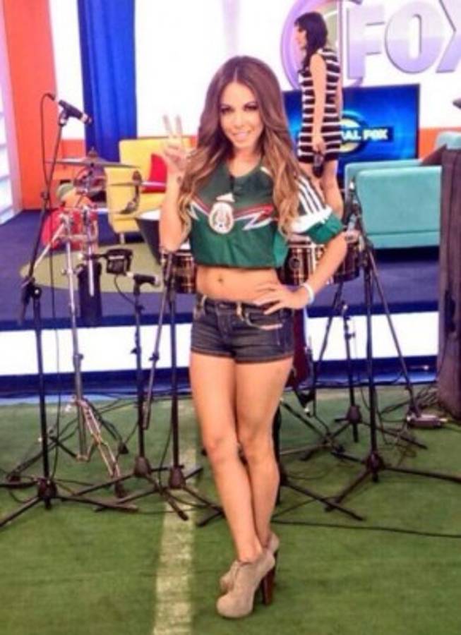 Jimena Sánchez, la conductora de televisión más sexi de México