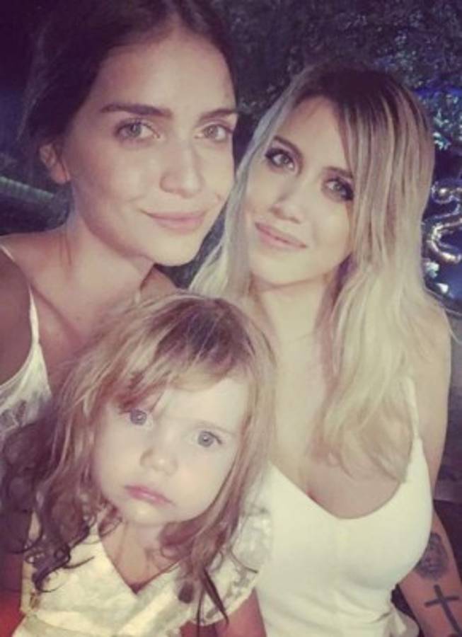 ¡Junto a Maxi López! La fiesta de año nuevo de Wanda Nara e Icardi