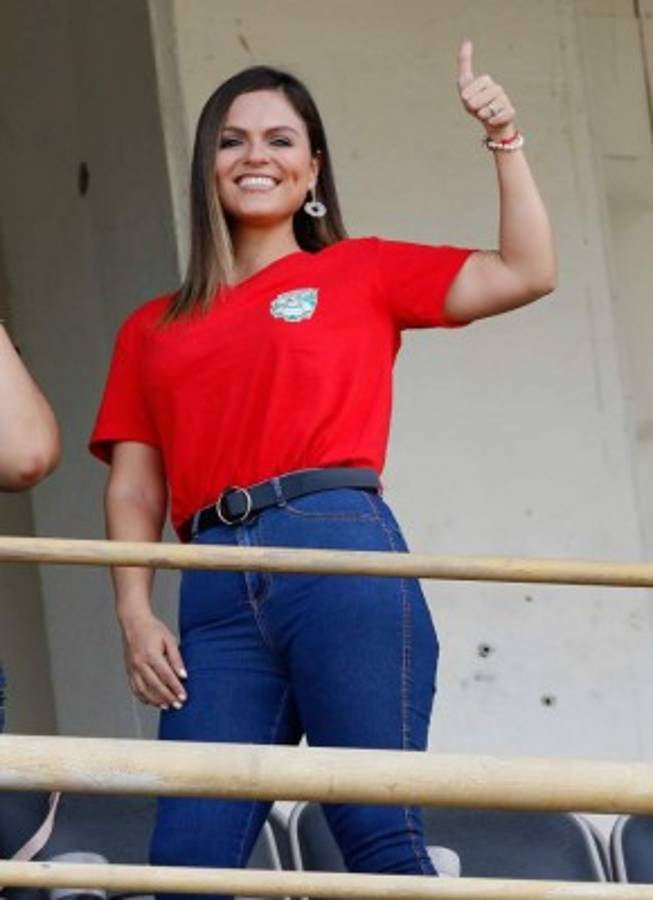 ¡BELLEZA! Las despampanantes chicas que engalanaron el estadio Olímpico