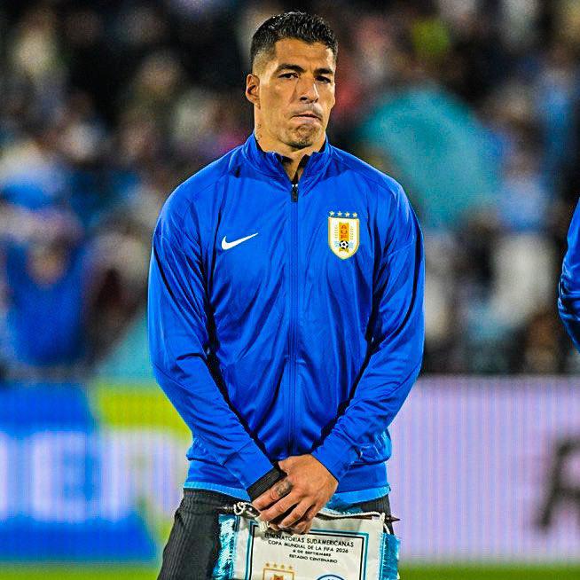 Así se despidió Luis Suárez de Uruguay y la aparición de Messi en el Centenario: “Hola, gordo...”