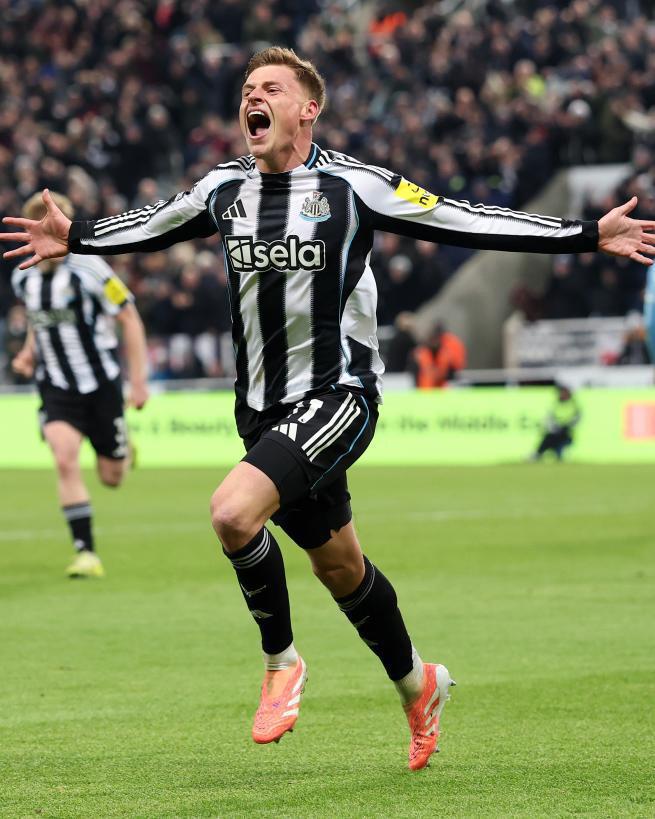 Mbappé se luce con doblete, Harry Kane y Haaland le meten presión: así quedó la tabla de goleadores de Champions League