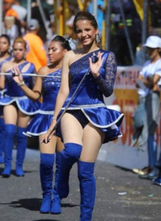 ¡Preciosas! Las 15 palillonas más bellas de los desfiles patrios en Honduras