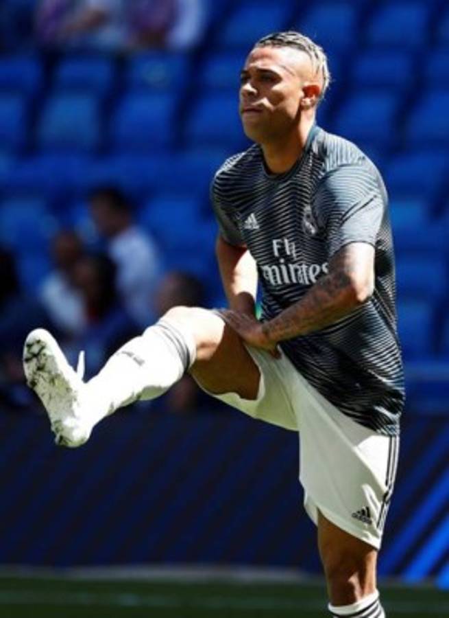 Puerta de salida: Los 17 jugadores que se marcharían del Real Madrid, según Marca   