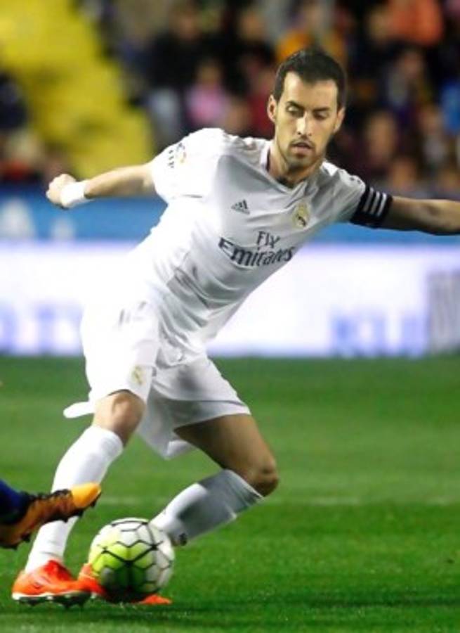 Así se verían los cracks del Clásico con colores cambiados