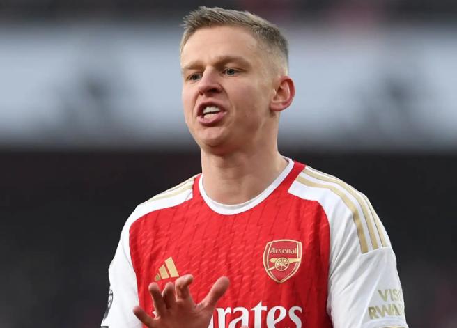 Se va del Madrid si continúa Arbeloa y la mujer de Lewandowski desliza su futuro; Guardiola vende a su atacante noruego