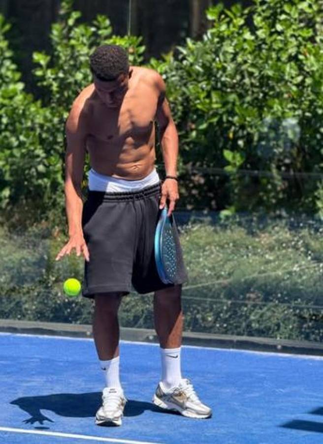 Mbappé y su mejor amigo se soltaron con Bad Bunny; Endrick festeja en exótico país y Vinicius sorprende