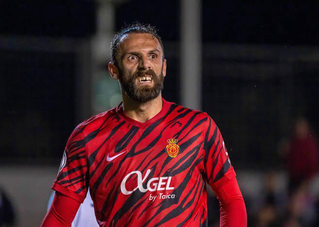 Decisión de Olise al Madrid, a la Juve en pleno Mundial y no se va del Barcelona