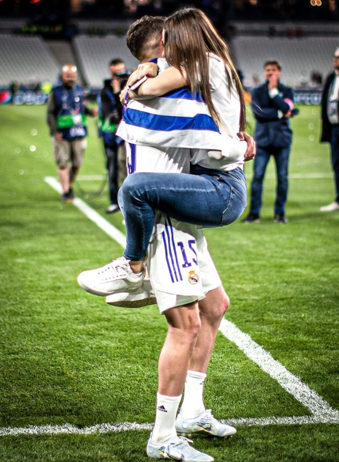 El Whatsapp de la novia de Fede Valverde a Casemiro para que se quedara en el Real Madrid y las emotivas cartas de Kroos y Modric