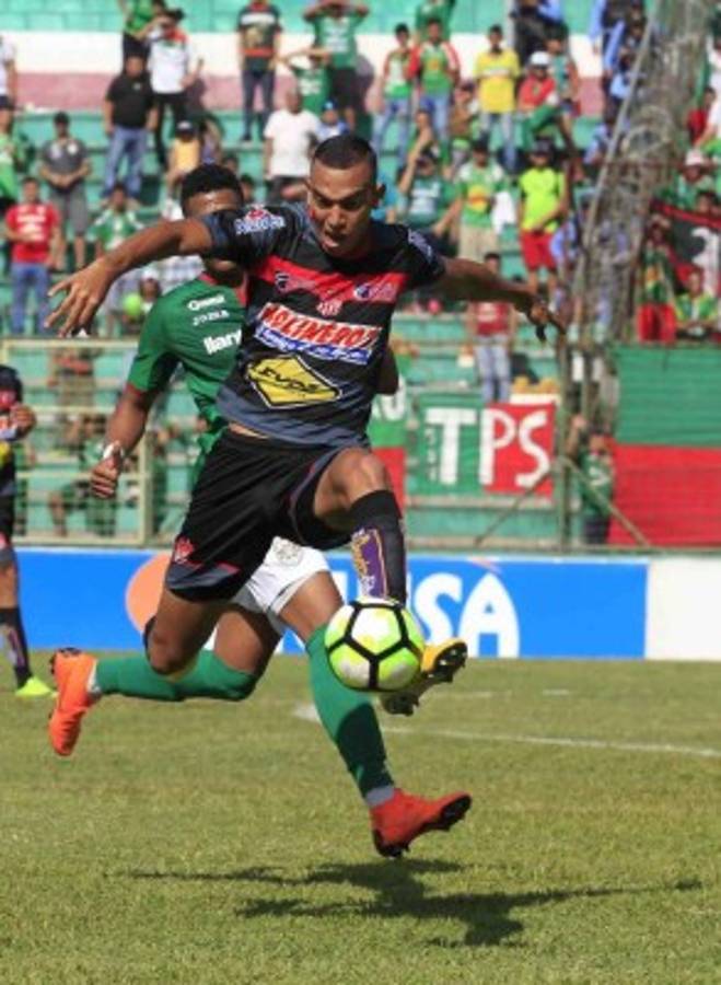 FICHAJES: Vuelve Tyson, dos uruguayos a dirigir en Honduras y; ¿nuevo legionario?